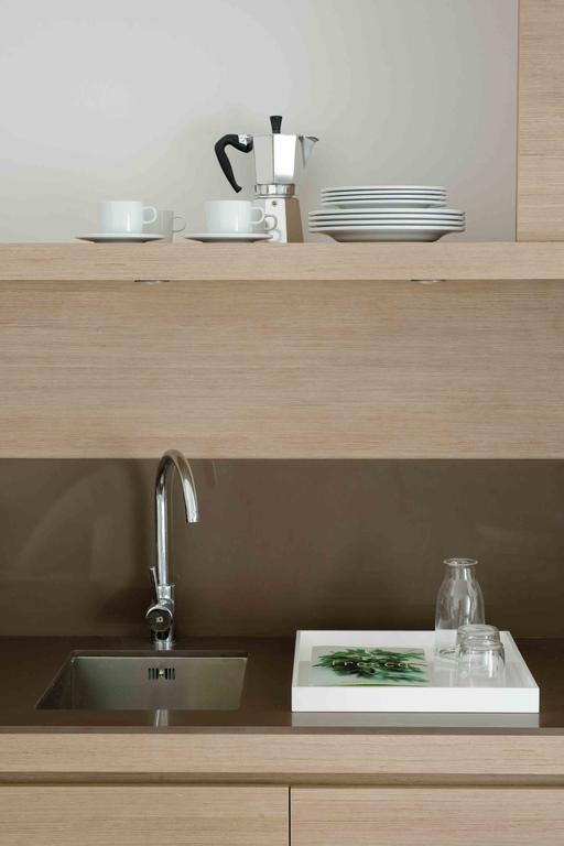 Eric Voekel Boutique Apartments - Madrid Suites Экстерьер фото