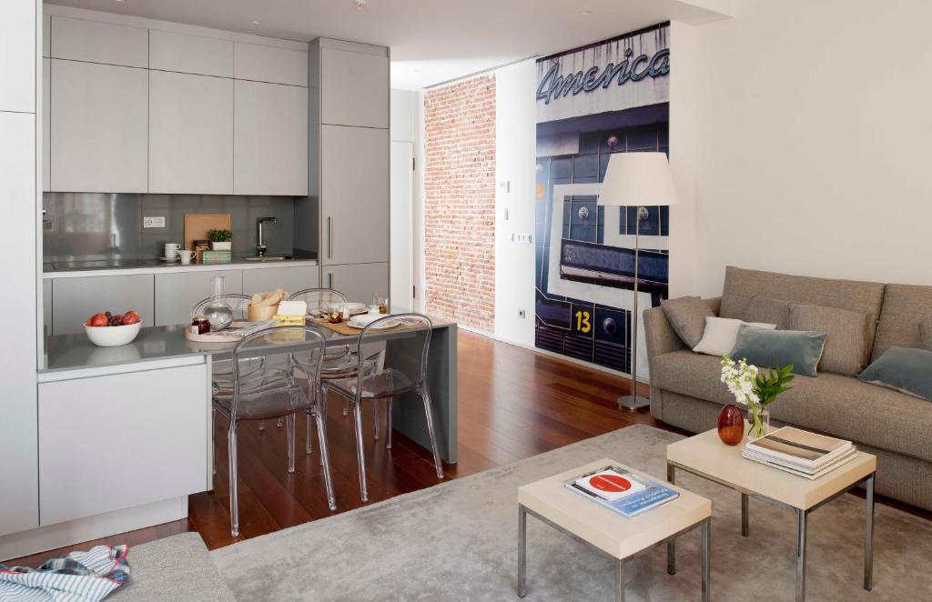 Eric Voekel Boutique Apartments - Madrid Suites Номер фото